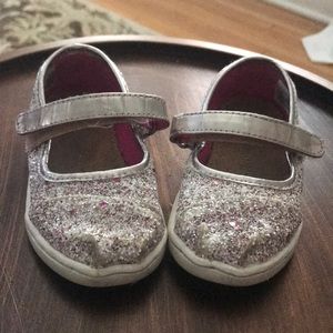 Toms Glitter Mary Jane’s